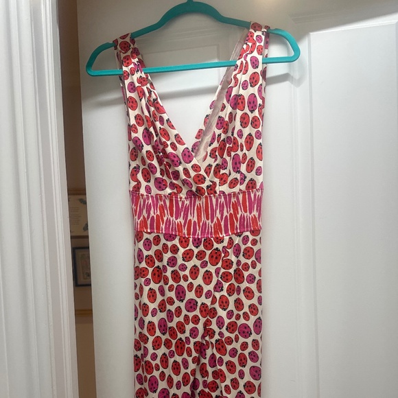 Diane Von Furstenberg 💯 Silk lady bug v neck dress - size 6 - Picture 1 of 2